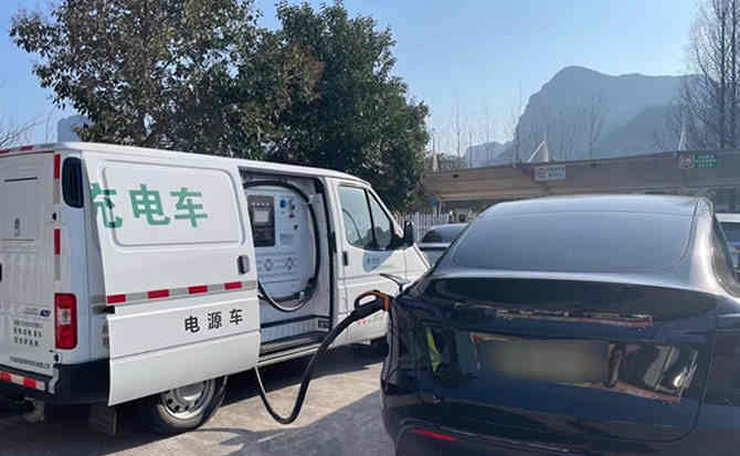 安远汽车搭电