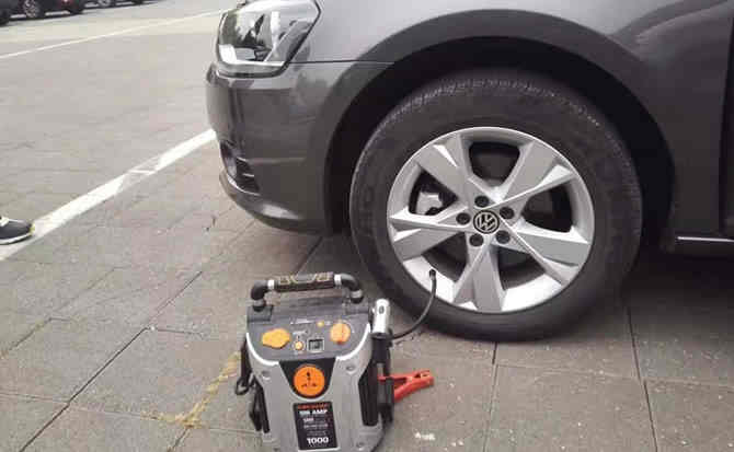 安远汽车搭电案例